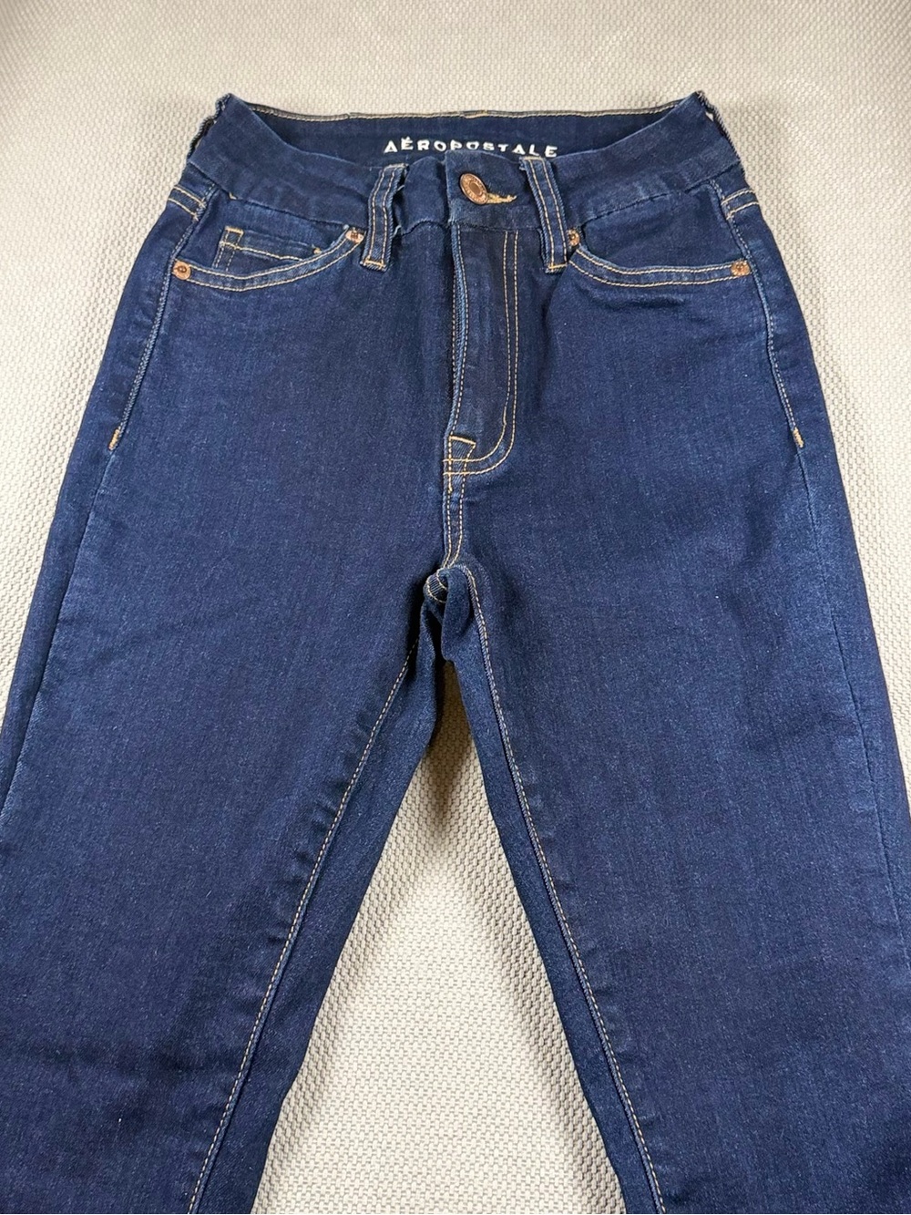 Aeropostale Dark Blue Curvy High-Rise Jeggings size “00” Reg